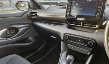 2021 Toyota Yaris 1.5 Hybrid Design 5dr CVT Auto Bronze Damaged Salvage full