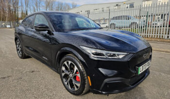 2023 73 Ford Mustang MACHE-E 216kW Extended Range 91kWh RWD Auto Damaged Salvage full