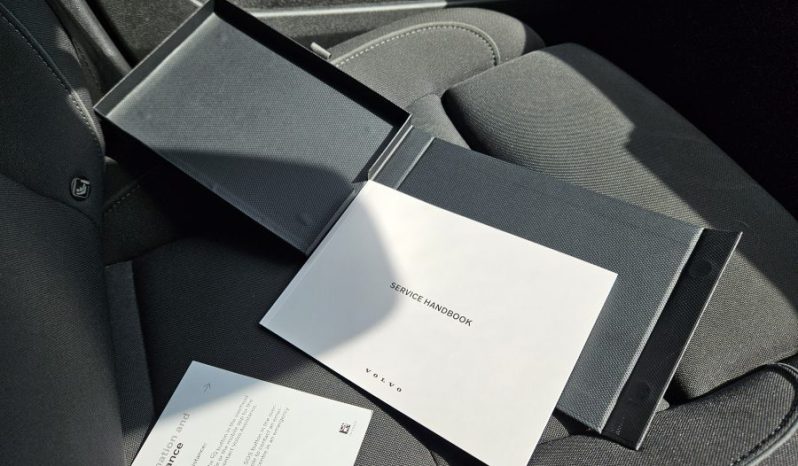 2024 24 VOLVO XC40 300kW Recharge Twin Core 82kWh AWD Auto Damaged Salvage CAT N full