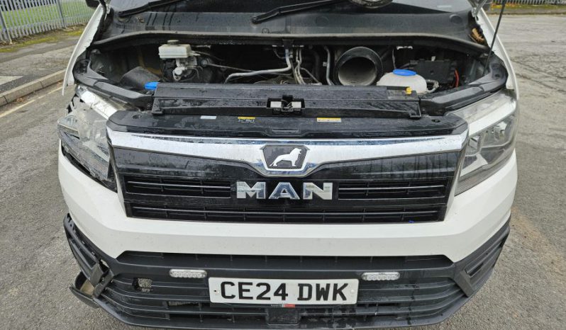 2024 24 MAN TGE 140 Lion XS Van 3.5T White Damaged Salvage full