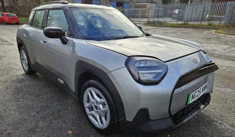 2025 25 MINI ACEMAN 135kW E Classic 43kWh 5dr Auto Damaged Salvage full