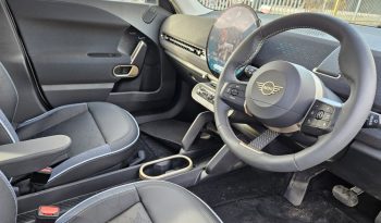 2025 25 MINI ACEMAN 135kW E Classic 43kWh 5dr Auto Damaged Salvage full