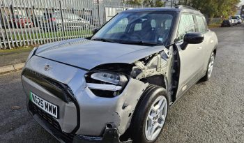 2025 25 MINI ACEMAN 135kW E Classic 43kWh 5dr Auto Damaged Salvage full