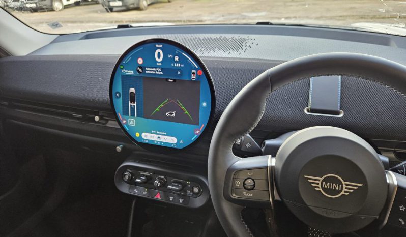 2025 25 MINI ACEMAN 135kW E Classic 43kWh 5dr Auto Damaged Salvage full