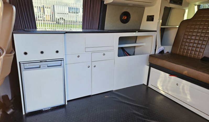 2015 Volkswagen Transporter Highline Motorhome Campervan TDi 140 Damaged Salvage full