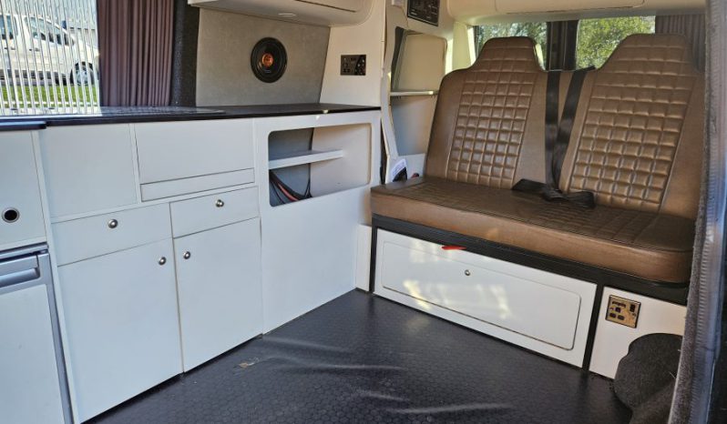 2015 Volkswagen Transporter Highline Motorhome Campervan TDi 140 Damaged Salvage full