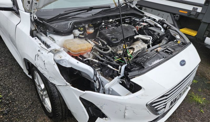 2021 21 Ford Focus DIESEL 1.5 EcoBlue 120 Zetec 5dr White Damaged Salvage full