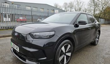 2025 25 FORD CAPRI 210kW Select 77kWh 5dr Auto Black Dmaged Salvage CAT N full