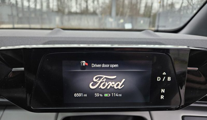 2025 25 FORD CAPRI 210kW Select 77kWh 5dr Auto Black Dmaged Salvage CAT N full