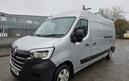 2023 23 RENAULT MASTER LM35dCi 135 Business+ Medium Roof Van Damaged Salvage