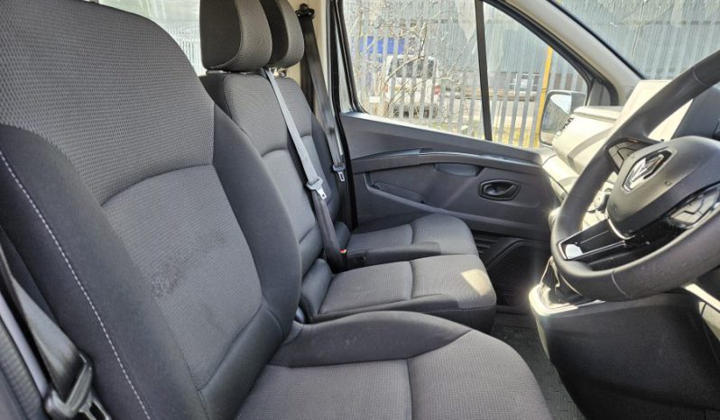 2024 Renault Trafic Minibus LL30 Blue dCi 150 Advance 9ST EDC Damaged Salvage full