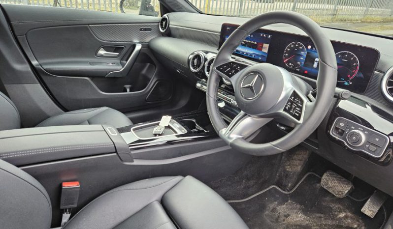 2025 MERCEDES-BENZ CLA CLA 180 Sport Executive 5dr Tip Auto Damaged Salvage full