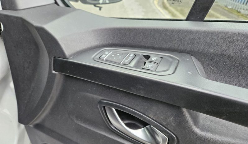 2024 24 RENAULT TRAFIC LL30 Blue dCi 130 Extra Van Damaged Salvage CAT N full