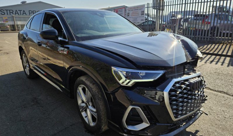 2023 23 AUDI Q3 45 TFSI e S Line 5dr S Tronic Black Damaged Salvage full