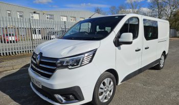 2024 RENAULT TRAFIC LL30 Blue dCi 170 Sport Crew Van EDC 6 Seats Damaged Salvage full
