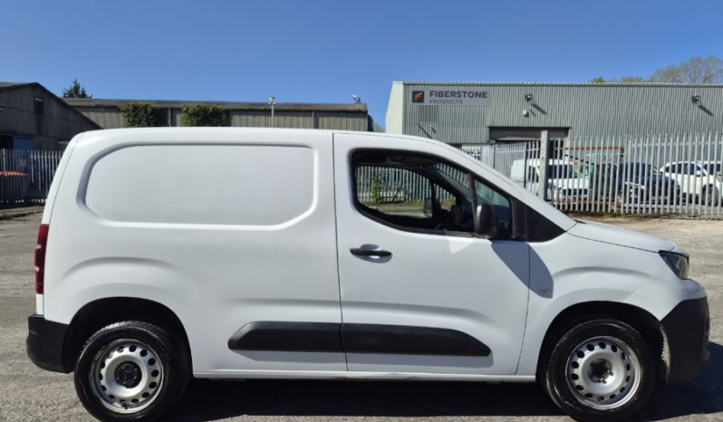 2023 PEUGEOT PARTNER 1000 Professional Premium + Van Light Damaged Salvage CAT N full