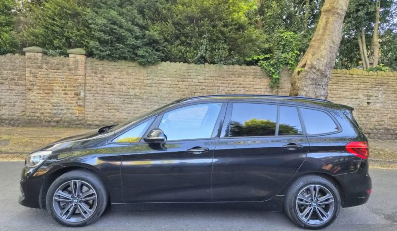 2019 19 BMW 2 SERIES 218d Sport 5dr 7 Seater Black Damaged Repaired full