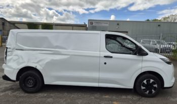2024 74 FORD TRANSIT CUSTOM 100kW ELECTRIC 65kWh Van Trend Auto Damaged Salvage full