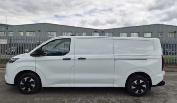 2024 74 FORD TRANSIT CUSTOM 100kW ELECTRIC 65kWh Van Trend Auto Damaged Salvage full