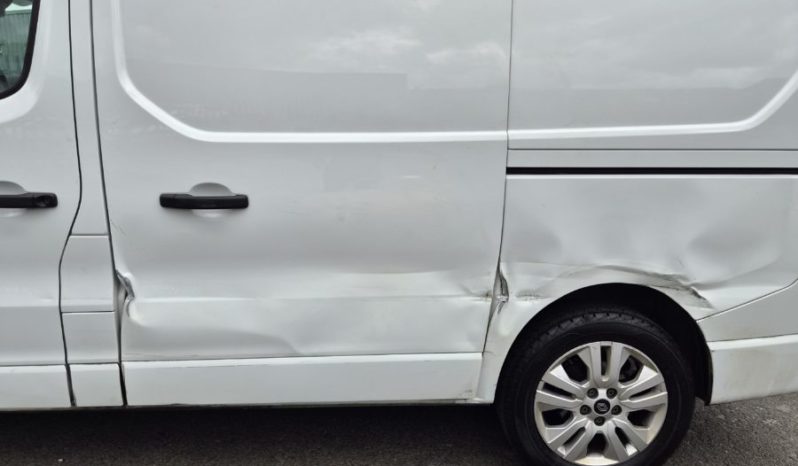 2024 74 RENAULT TRAFIC SL30 Blue dCi 130 Extra [Safety] Van Damaged Salvage full