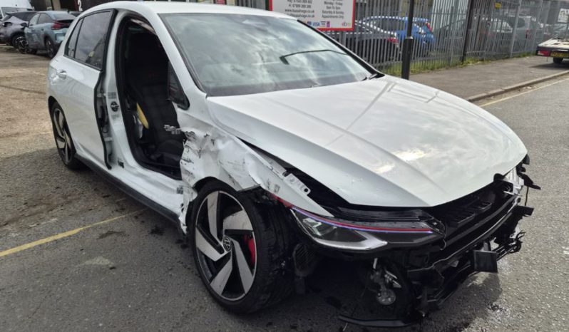 2025 75 VOLKSWAGEN GOLF 2.0 TSI 265 GTI 5dr DSG White Damaged Salvage full