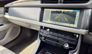 2019 JAGUAR XF 2.0i [250] Portfolio 4dr Auto Damaged Salvage full