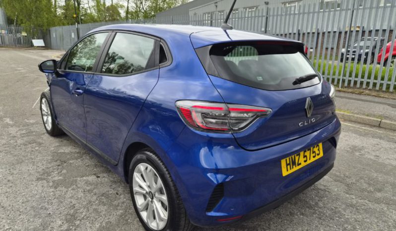 2025 RENAULT CLIO 1.6 E-TECH Full Hybrid 145 Evolution 5dr Auto Damaged Salvage full
