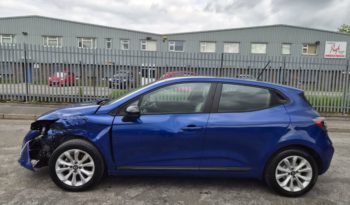 2025 RENAULT CLIO 1.6 E-TECH Full Hybrid 145 Evolution 5dr Auto Damaged Salvage full