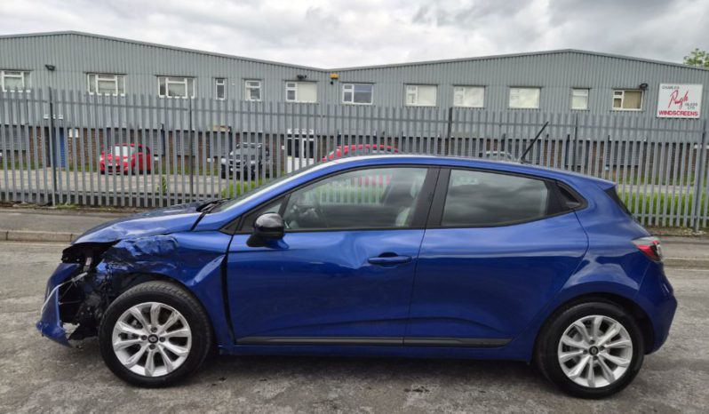 2025 RENAULT CLIO 1.6 E-TECH Full Hybrid 145 Evolution 5dr Auto Damaged Salvage full