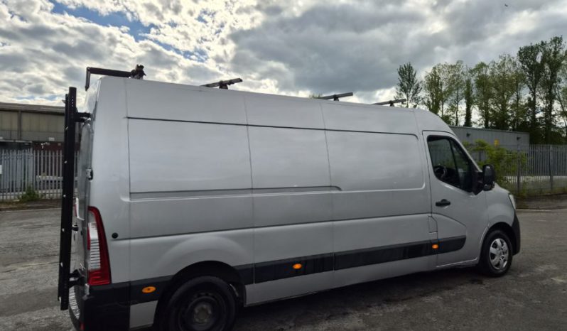 2023 RENAULT MASTER LM35dCi 135 Business+ Medium Roof Van Damaged Salvage full