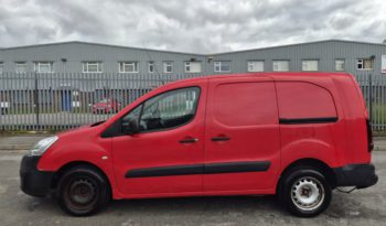 2018 18 PEUGEOT PARTNER S Puretech 110 S Red Damaged Salvage full