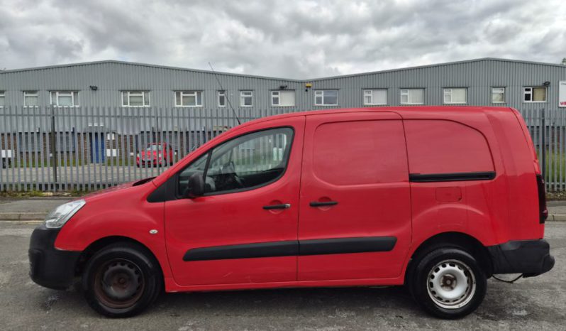 2018 18 PEUGEOT PARTNER S Puretech 110 S Red Damaged Salvage full