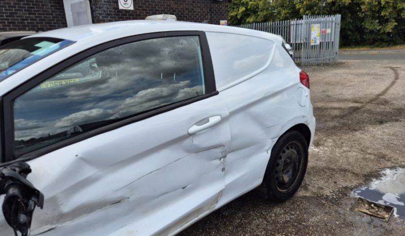 2020 70 FORD FIESTA 1.5 TDCi Van White Damaged Salvage full