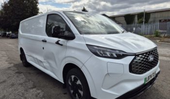 2024 74 FORD TRANSIT CUSTOM AUTO 100kW 65kWh H1 Van Trend Auto Damaged Salvage full