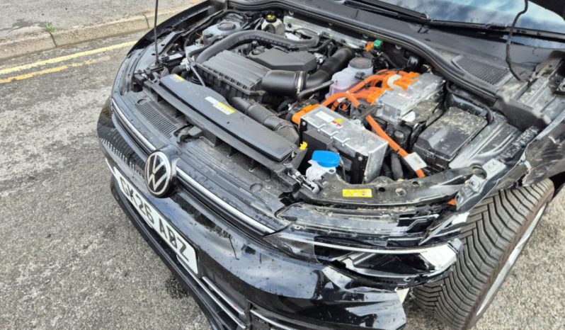2026 26  VOLKSWAGEN GOLF 1.5 TSI 204 Style eHybrid DSG Damaged Salvage full