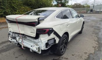 2026 26 BYD SEAL 6 1.5 DM-i 212 Comfort 4dr e-CVT White Damaged Salvage full