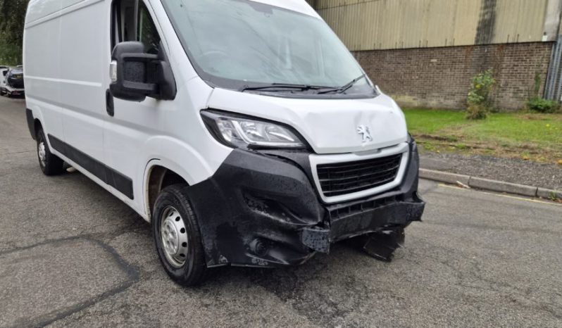 2024 74 PEUGEOT BOXER BlueHDi 2.2 H2 Professional Premium+ Van 140 Damaged Salvage full