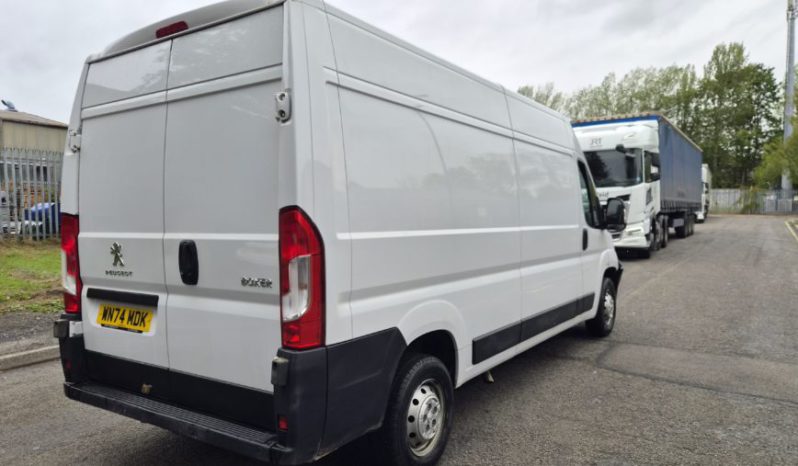 2024 74 PEUGEOT BOXER BlueHDi 2.2 H2 Professional Premium+ Van 140 Damaged Salvage