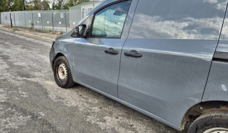 2024 73 RENAULT KANGOO ML19 Blue dCi 95 Start Van Damaged Salvage NOT RECORDED full
